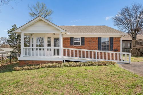 2418C Abbott Martin Rd, Nashville, TN, 37215 | Card Image