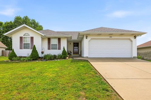 502 N Claremont Pl, Republic, MO, 65738-1784 | Card Image