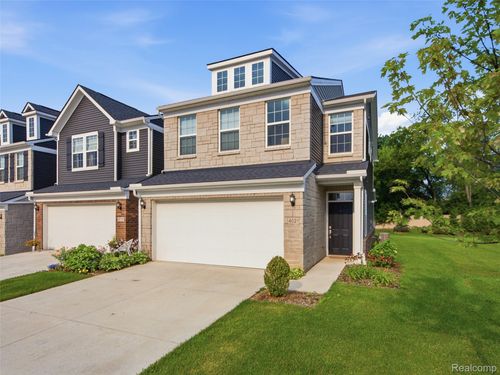 4021 Nottingham, Waterford, MI, 48329 | Card Image