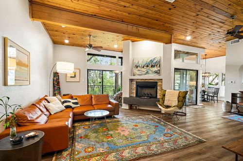 apt-119-8200 Neely Dr, Austin, TX, 78759-8547 | Card Image