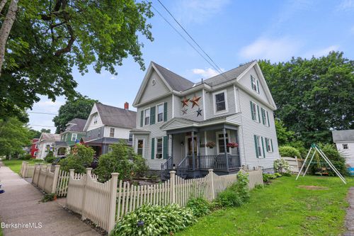 16 Summer St, Adams, MA, 01220-1926 | Card Image