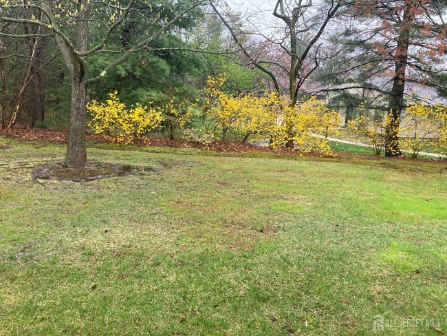 191 Wycoff Way W, Townhouse with 2 bedrooms, 2 bathrooms and null parking in East Brunswick NJ | Image 7