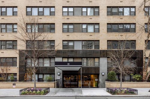 3m-55 E 9th Street, New York, NY, 10003 | Card Image