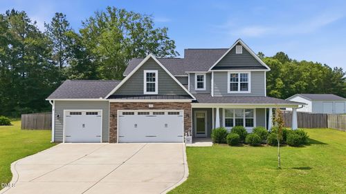 1612 Lizzie Lou Ct, Hope Mills, NC, 28348-4200 | Card Image