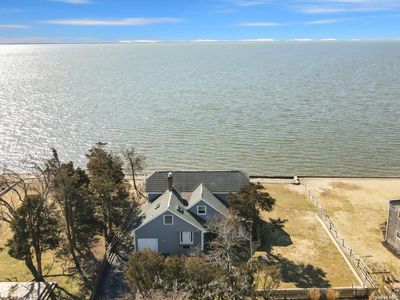 5 Bay Rd Aerial | Image 1