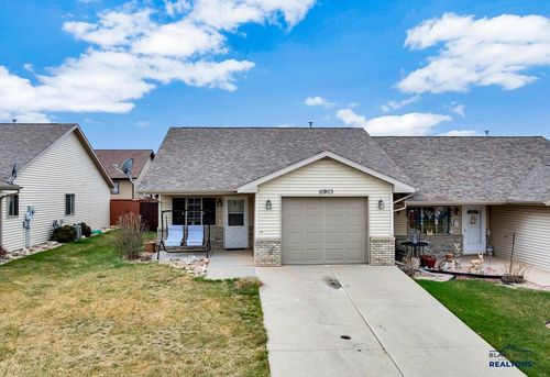 10903 Freedom Pl, Summerset, SD, 57718-8707 | Card Image