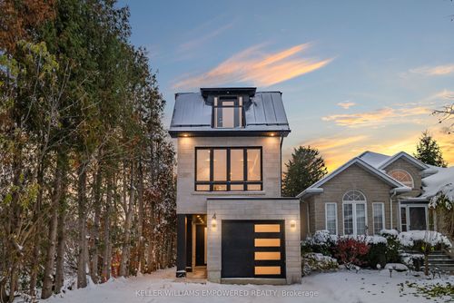 4 Leafield Dr, Toronto, ON, M1W2T2 | Card Image