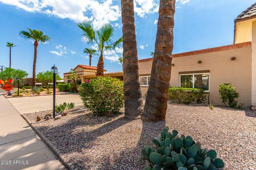 7525 E Mariposa Dr, Scottsdale, AZ, 85251-1552 | Card Image
