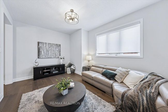 92 Klees Cres, House other with 4 bedrooms, 4 bathrooms and 2 parking in Aurora ON | Image 33