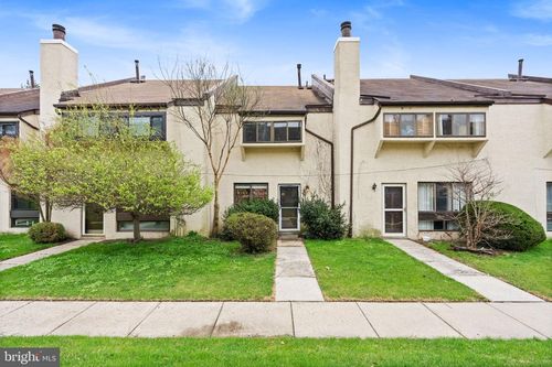 f8-7601 Crittenden St, PHILADELPHIA, PA, 19118-3225 | Card Image