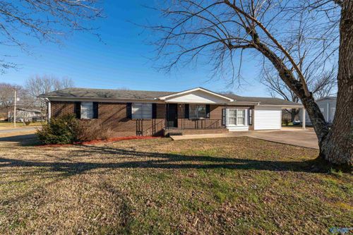 13728 Dart Cir, Athens, AL, 35611-6713 | Card Image