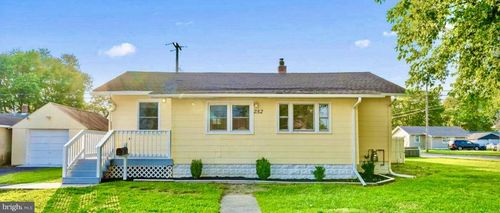 252 G St, PENNS GROVE, NJ, 08069-2373 | Card Image