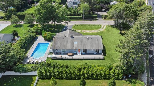 38 Liberty St, Westhampton Beach, NY, 11978-2204 | Card Image