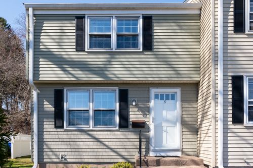 19-19 Boxwood Ln, Glastonbury, CT, 06033-1216 | Card Image