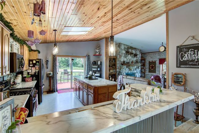 8094 770 Th Ave, House other with 3 bedrooms, 2 bathrooms and null parking in COLFAX WI | Image 8