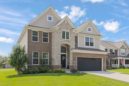 21037 Coventry Cir, Shorewood, IL, 60404-2518 | Card Image