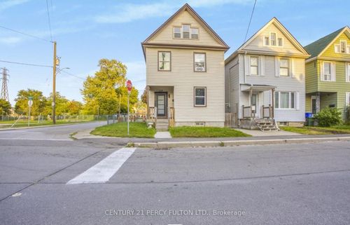 130 Stirton St, Hamilton, ON, L8L6G2 | Card Image