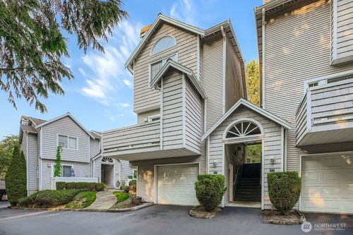 apt-c1-601 12th Ave Nw, Issaquah, WA, 98027-2666 | Card Image