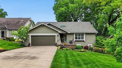 6332 W 52nd St, Mission, KS, 66202-1646 | Card Image