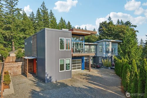 1522 211th Pl Ne, Sammamish, WA, 98074-6746 | Card Image