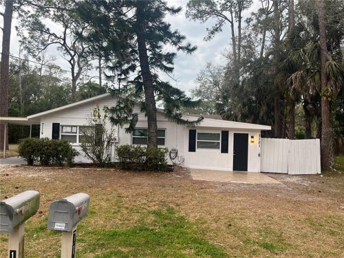 7121-7119-7121 Oakwood Dr, NEW PORT RICHEY, FL, 34652-1100 | Card Image