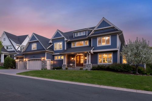 6671 Amberwood Ln, Chanhassen, MN, 55317-4582 | Card Image