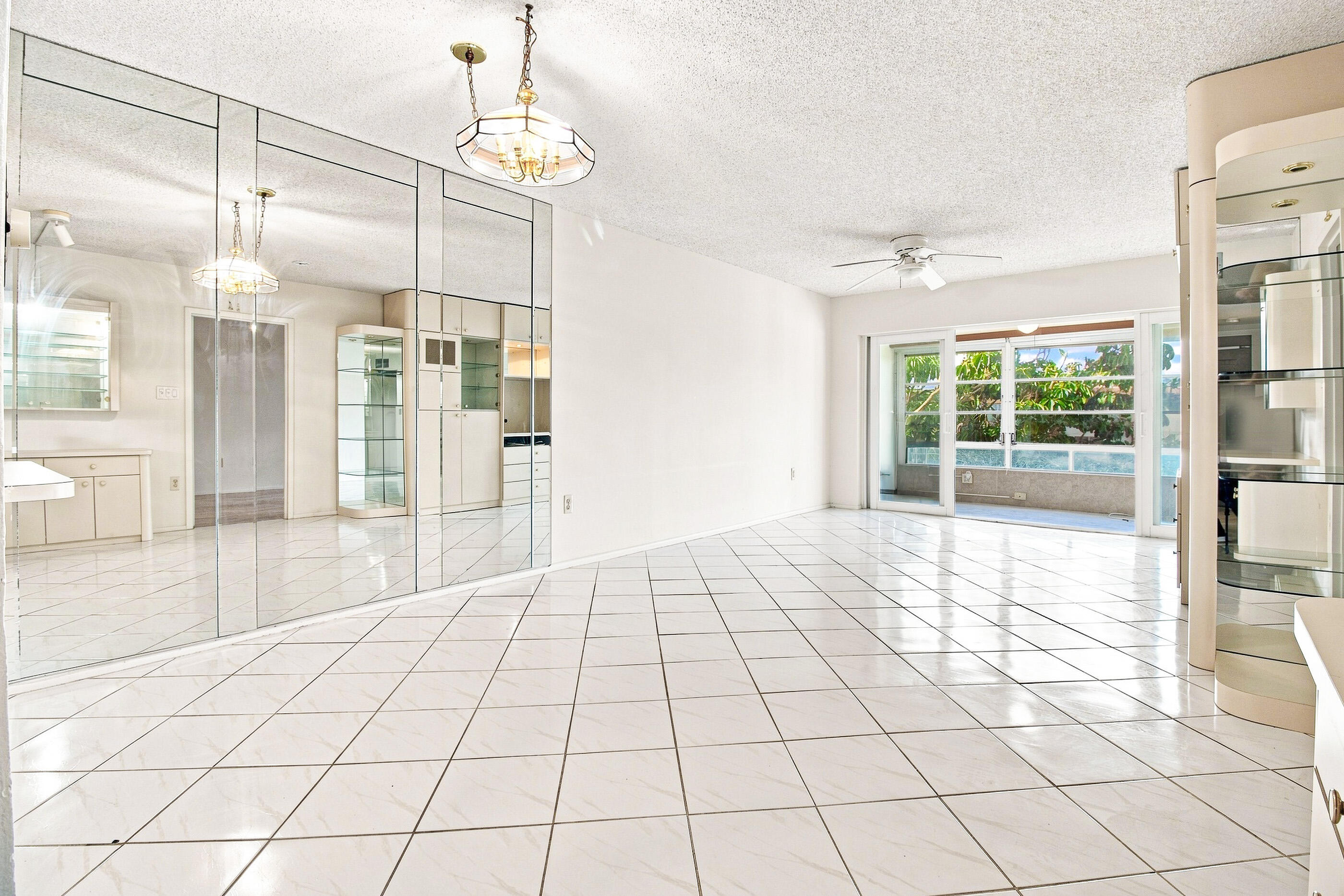 Residential in Tamarac 5
