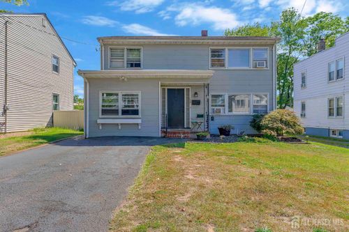 138 Runyon Ave, Middlesex, NJ, 08846-2221 | Card Image