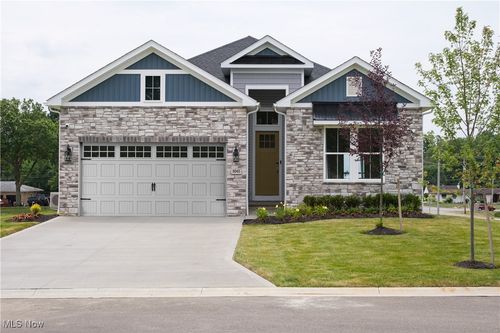 9042 Wolocott St Nw, Massillon, OH, 44646-0002 | Card Image