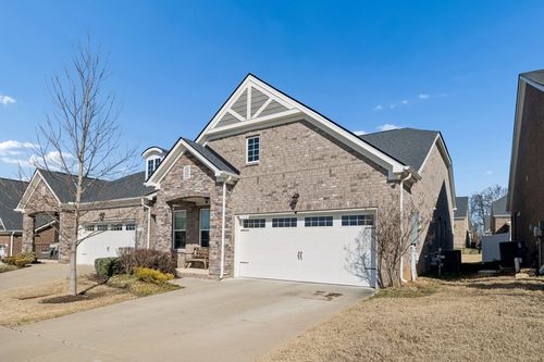 712 Copper Branch Rd, Hermitage, TN, 37076-1675 | Card Image