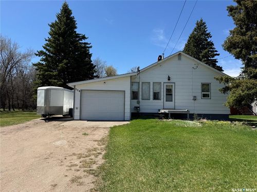 728 Mcintosh St, Foam Lake, SK, S0A1Y0 | Card Image