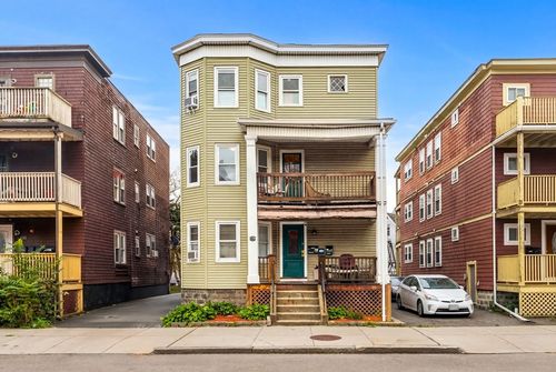 119 Temple St, Somerville, MA, 02145-1981 | Card Image