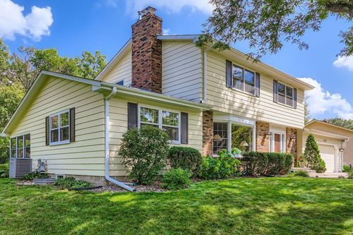 3331 Glen Oaks Ave, White Bear Lake, MN, 55110-5605 | Card Image