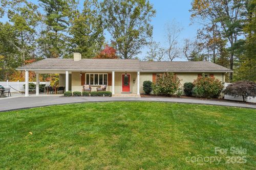 324 Baystone Dr, Hendersonville, NC, 28791-1045 | Card Image