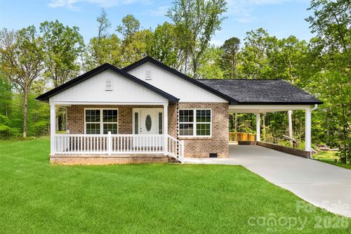 108 W Iowa Ave, Bessemer City, NC, 28016-2077 | Card Image