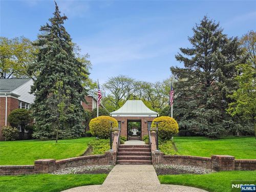 151 E Palisade, Englewood, NJ, 07631 | Card Image