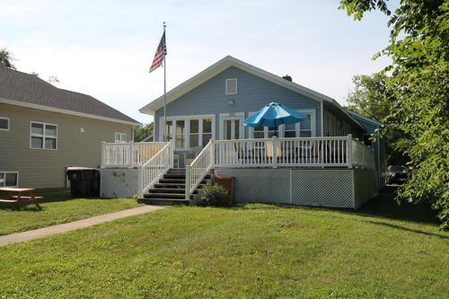 300 Knobes Avenue, TWIN LAKES, WI, 53181 | Card Image