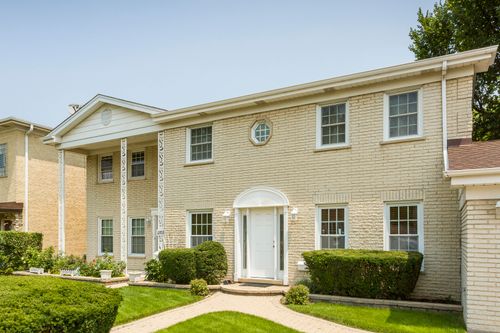 1301 Northwest Hwy, Park Ridge, IL, 60068-1326 | Card Image