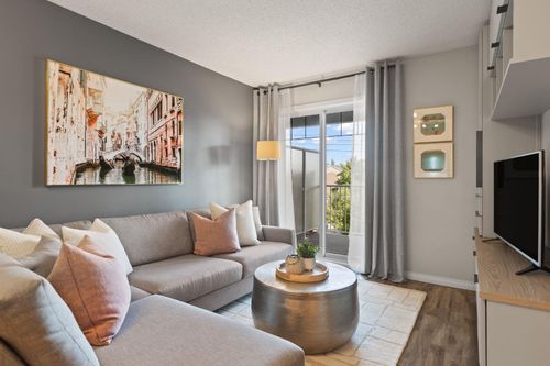 203-1808 36 Ave Sw, Calgary, AB, T2T6J2 | Card Image