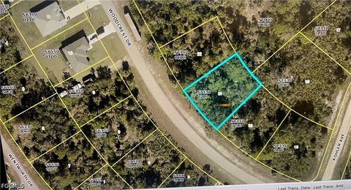 730 Woodcrest Dr, LEHIGH ACRES, FL, 33972-1169 | Card Image
