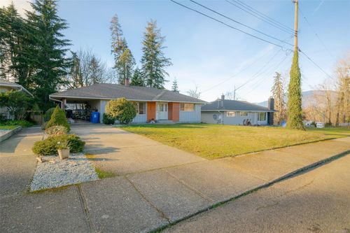 3988 3rd Ave, Port Alberni, BC, V9Y4G2 | Card Image