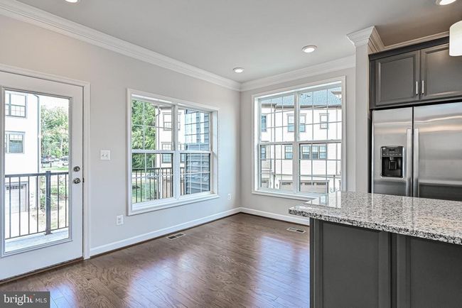 12569 Todd Ln, Townhouse with 4 bedrooms, 4 bathrooms and null parking in FAIRFAX VA | Image 16