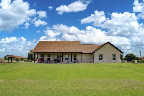 105 Baker Rd, Winnie, TX, 77665-8445 | Card Image