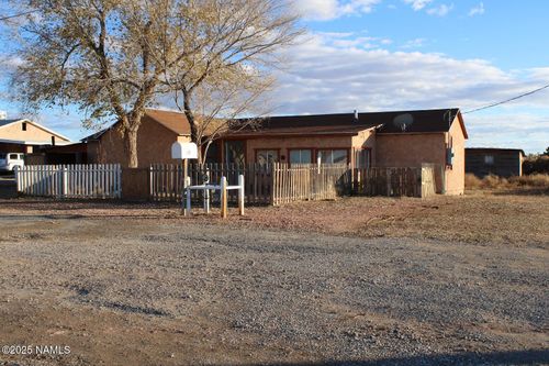 1685 Shaddox Ln, Winslow, AZ, 86047-4804 | Card Image
