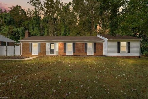 2708 Ernest St, High Point, NC, 27263-2218 | Card Image