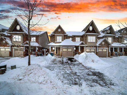 29 Amsterdam Cres, Guelph, ON, N1L0G2 | Card Image