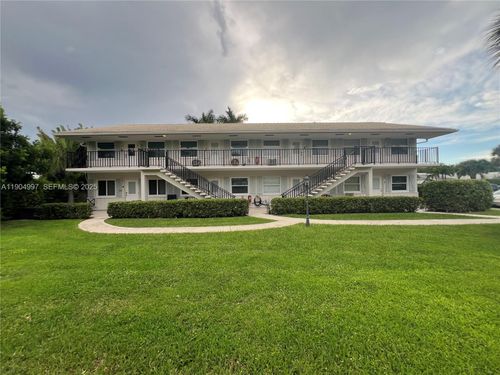 8-108 Bravado Ln, Palm Beach Shores, FL, 33404-6271 | Card Image