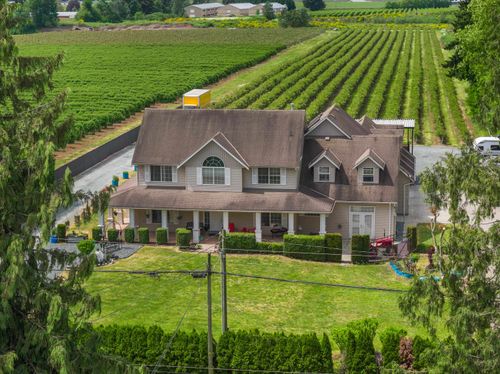 1189 Gladwin Rd, Abbotsford, BC, V2T5Y4 | Card Image