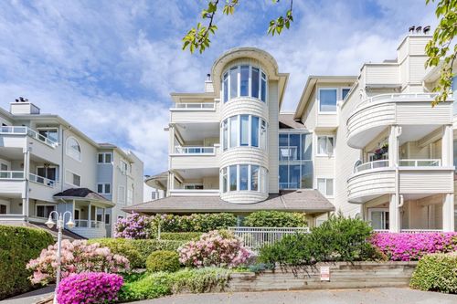 208-7620 Columbia St, Vancouver, BC, V5X4S8 | Card Image