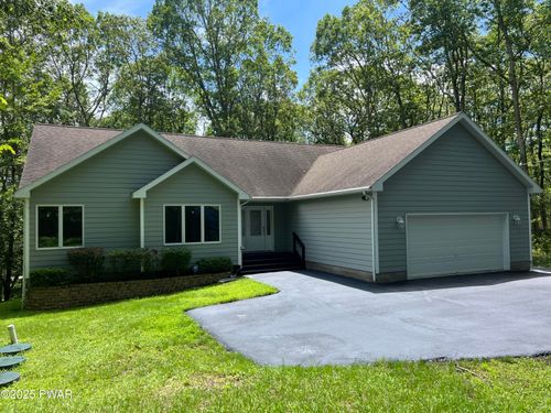802 Appaloosa Ct, Lords Valley, PA, 18428 | Card Image